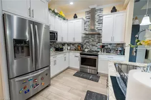 4525 29th Ave SW, Naples, FL 34116 - Photo 7