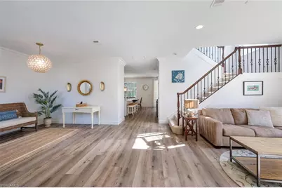 1262 Barrigona Ct, Naples, FL 34119 - Photo 11