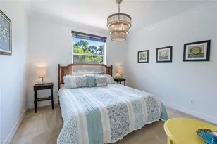 1262 Barrigona Ct, Naples, FL 34119 - Photo 23