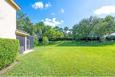 1262 Barrigona Ct, Naples, FL 34119 - Photo 33