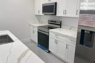 4622 27th St SW, Lehigh Acres, FL 33973 - Photo 3