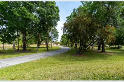 3226 52nd Ave NE, Naples, FL 34120 - Photo 7