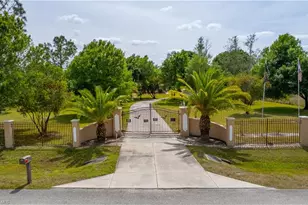 3226 52nd Ave NE, Naples, FL 34120 - Photo 3