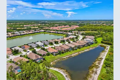 3571 Canopy Cir, Naples, FL 34120 - Photo 9