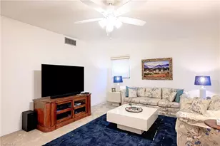 565 Beachwalk Cir, Naples, FL 34108 - Photo 7