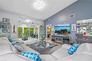 470 Country Hollow Ct, Naples, FL 34104 - Photo 5