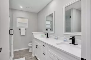 195 Hibiscus Dr, Fort Myers Beach, FL 33931 - Photo 17