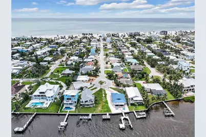 195 Hibiscus Dr, Fort Myers Beach, FL 33931 - Photo 47