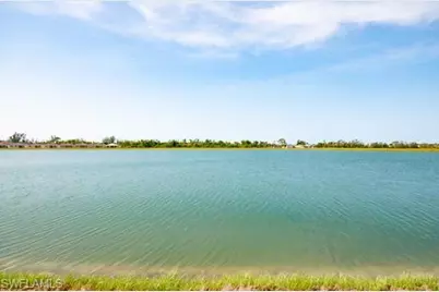 847 Stonewater Lake Ter W, Cape Coral, FL 33993 - Photo 5