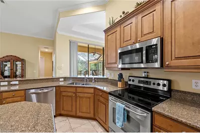975 Tivoli Ct, Naples, FL 34104 - Photo 13