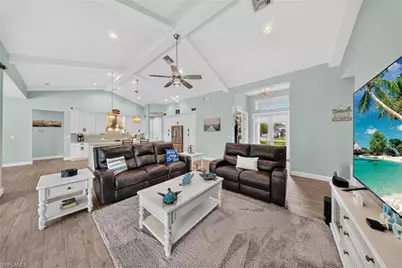 37 Johnnycake Dr, Naples, FL 34110 - Photo 3