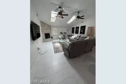 209 SW 42nd St, Cape Coral, FL 33914 - Photo 3