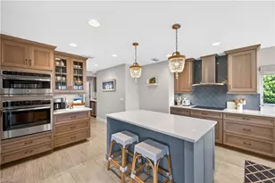 240 Channel Dr, Naples, FL 34108 - Photo 7