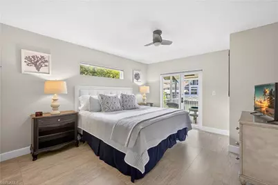 240 Channel Dr, Naples, FL 34108 - Photo 21