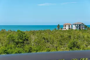 7117 Pelican Bay Blvd, Naples, FL 34108 - Photo 15