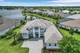 14226 Charthouse Cir, Naples, FL 34114 - Photo 9