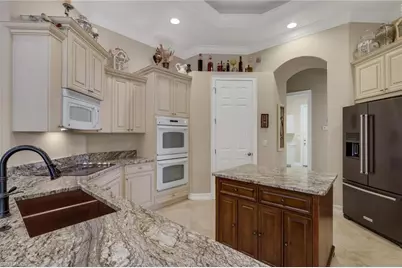 16103 Waterleaf Ln, Fort Myers, FL 33908 - Photo 9