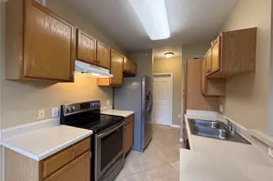 7945 Preserve Cir, Naples, FL 34119 - Photo 15