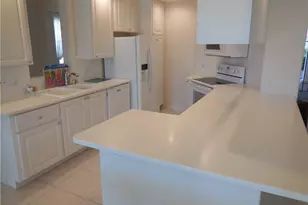 3914 Upolo Ln, Naples, FL 34119 - Photo 3