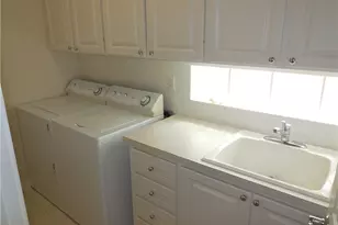3914 Upolo Ln, Naples, FL 34119 - Photo 23