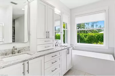 4641 1st Ave SW, Naples, FL 34119 - Photo 19