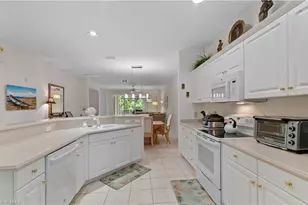4853 Hampshire Ct, Naples, FL 34112 - Photo 5