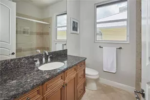 319 Lagoon Ave, Naples, FL 34108 - Photo 19