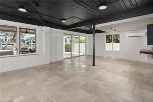 319 Lagoon Ave, Naples, FL 34108 - Photo 35