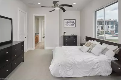 319 Lagoon Ave, Naples, FL 34108 - Photo 31