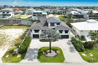 319 Lagoon Ave, Naples, FL 34108 - Photo 41