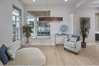 319 Lagoon Ave, Naples, FL 34108 - Photo 29