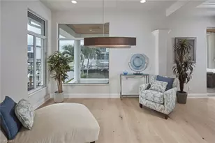 319 Lagoon Ave, Naples, FL 34108 - Photo 29