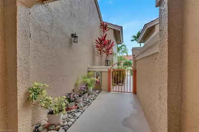 6735 Huntington Lakes Cir #102, Naples, FL 34119 - Photo 15