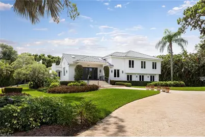 664 Hickory Rd, Naples, FL 34108 - Photo 5