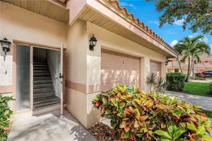 142 Bennington Dr, Naples, FL 34104 - Photo 3