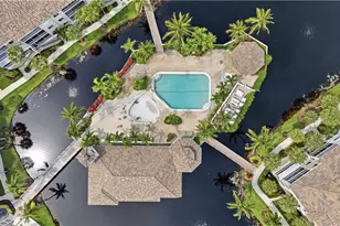 7671 Pebble Creek Cir, Naples, FL 34108 - Photo 37