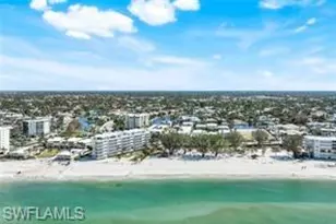 2100 Gulf Shore Blvd N, Naples, FL 34102 - Photo 9