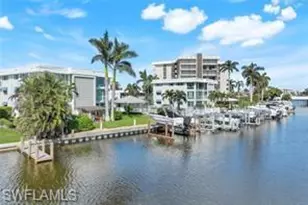 2100 Gulf Shore Blvd N, Naples, FL 34102 - Photo 7