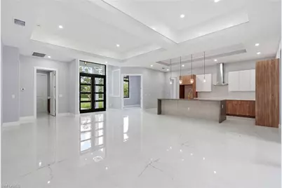 498 Wilson Blvd S, Naples, FL 34117 - Photo 3