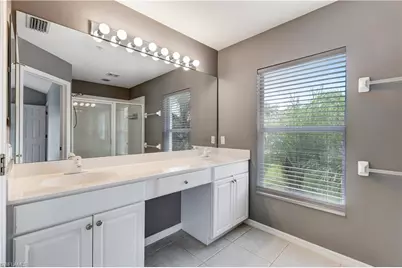 1088 Oxford Ln #48, Naples, FL 34105 - Photo 15