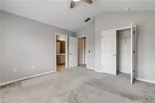 1088 Oxford Ln, Naples, FL 34105 - Photo 23