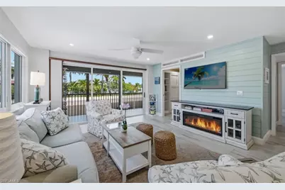2170 Gulf Shore Blvd N #24W, Naples, FL 34102 - Photo 3