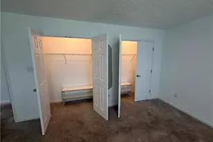 250 Leawood Cir, Naples, FL 34104 - Photo 37