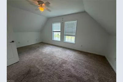 250 Leawood Cir, Naples, FL 34104 - Photo 19