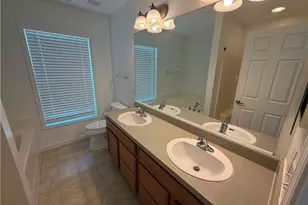 250 Leawood Cir, Naples, FL 34104 - Photo 27