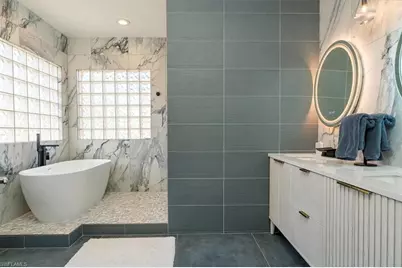 7703 Martino Cir, Naples, FL 34112 - Photo 25