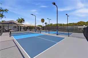 9235 Troon Lakes Dr, Naples, FL 34109 - Photo 31