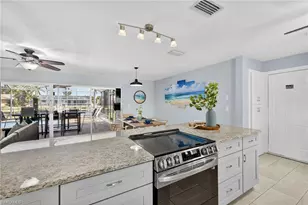 1421 Windsor Ct, Cape Coral, FL 33904 - Photo 7