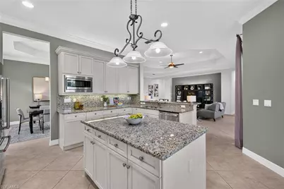 3384 Atlantic Cir, Naples, FL 34119 - Photo 5