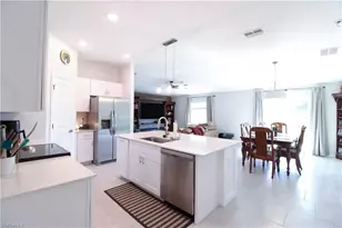2702 NE 5th Ave, Cape Coral, FL 33909 - Photo 5